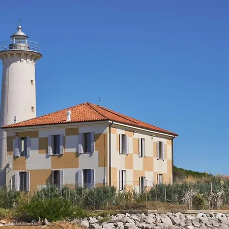 With An Amazing Garden Villa *