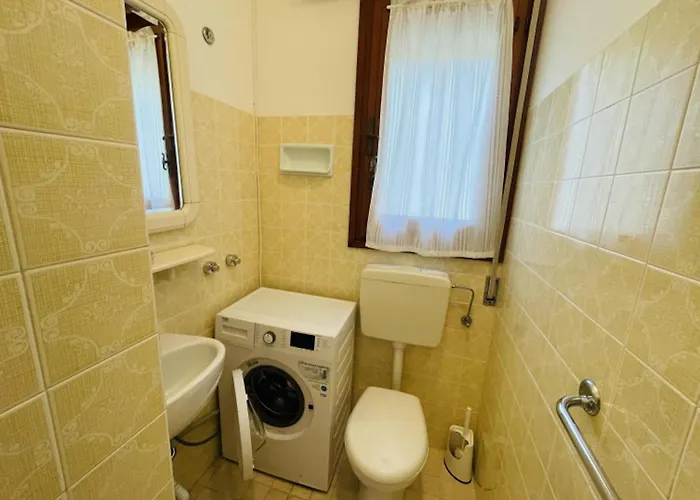 Villa With An Amazing Garden Bibione